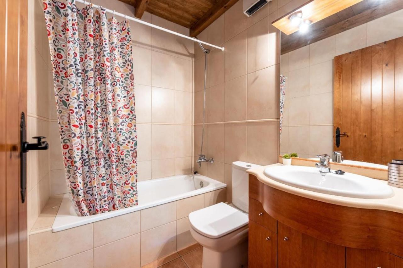 Apartamentsaloriaburg Farrera Zewnętrze zdjęcie