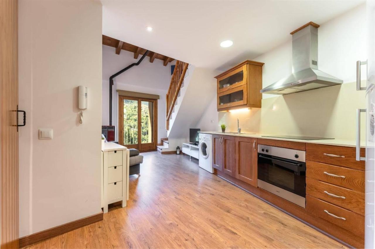 Apartamentsaloriaburg Farrera Zewnętrze zdjęcie