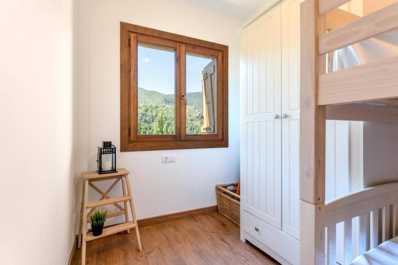 Apartamentsaloriaburg Farrera Zewnętrze zdjęcie