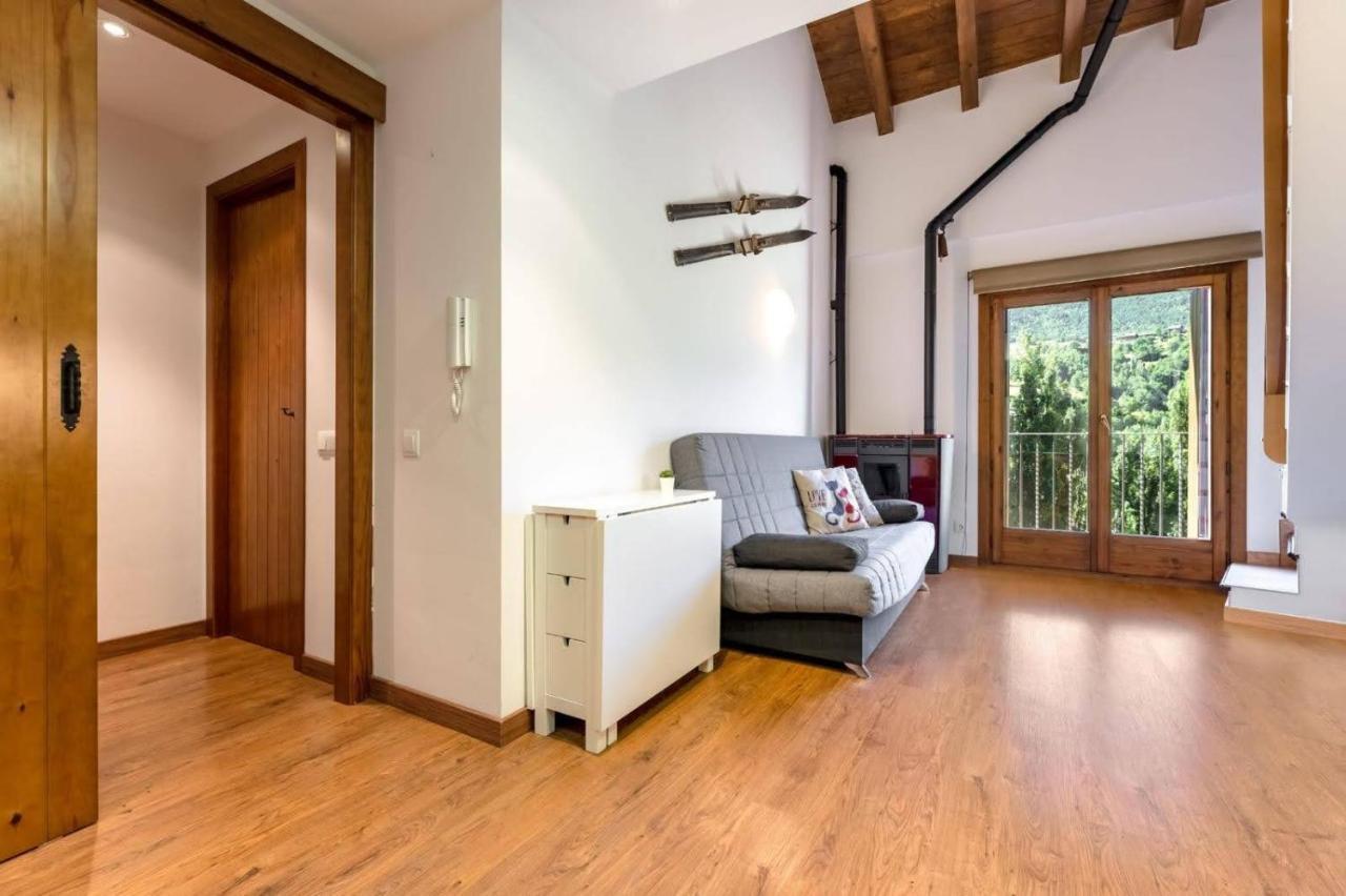 Apartamentsaloriaburg Farrera Zewnętrze zdjęcie