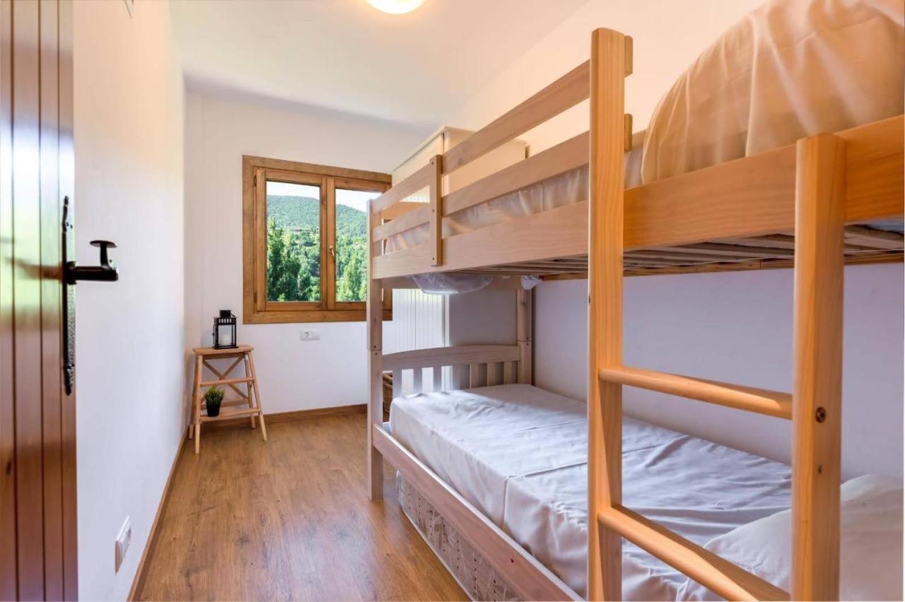 Apartamentsaloriaburg Farrera Zewnętrze zdjęcie